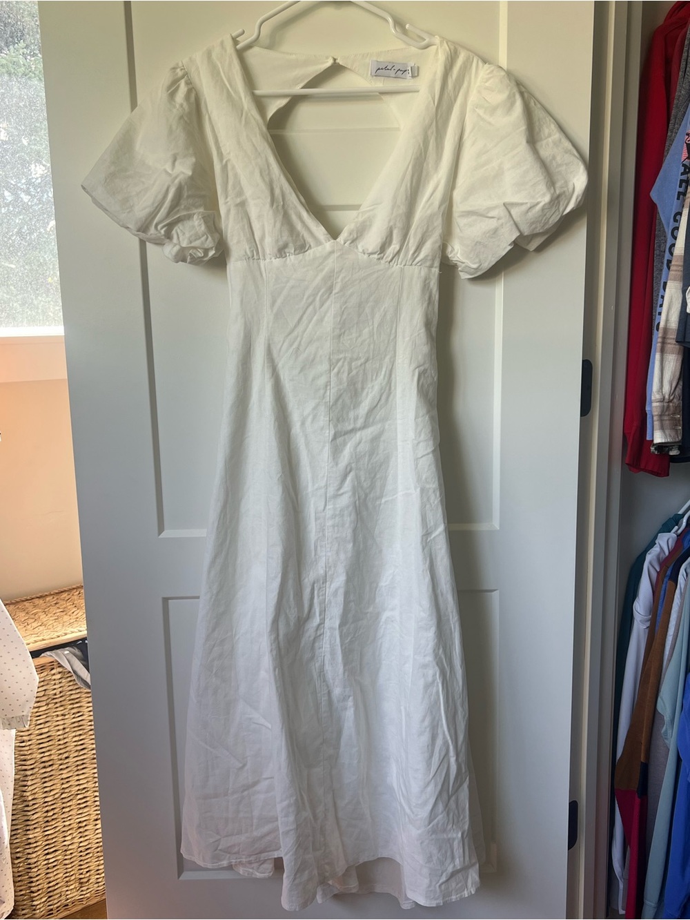 Petal & Pup White Puff-Sleeve V-Neck Linen Dress